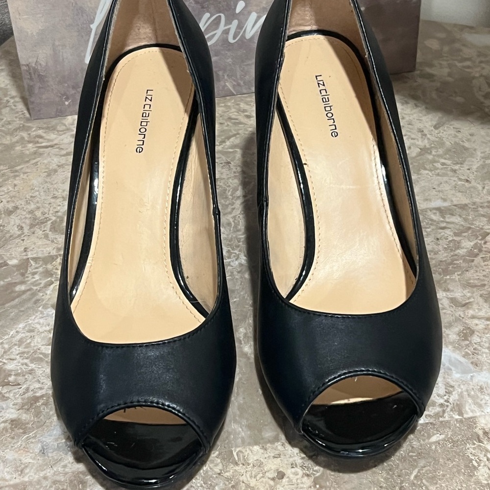 Liz Claiborne Black Peep Toe Heels- like new